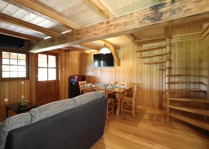 Felix With Spectacular Pool In Oasis Villa